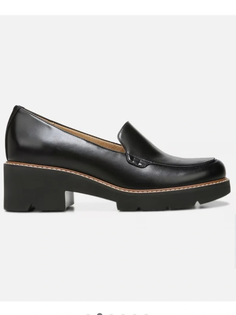 Naturalizer Cabaret Black Leather Slip-On Loafers with Contrast Welt, size 6
